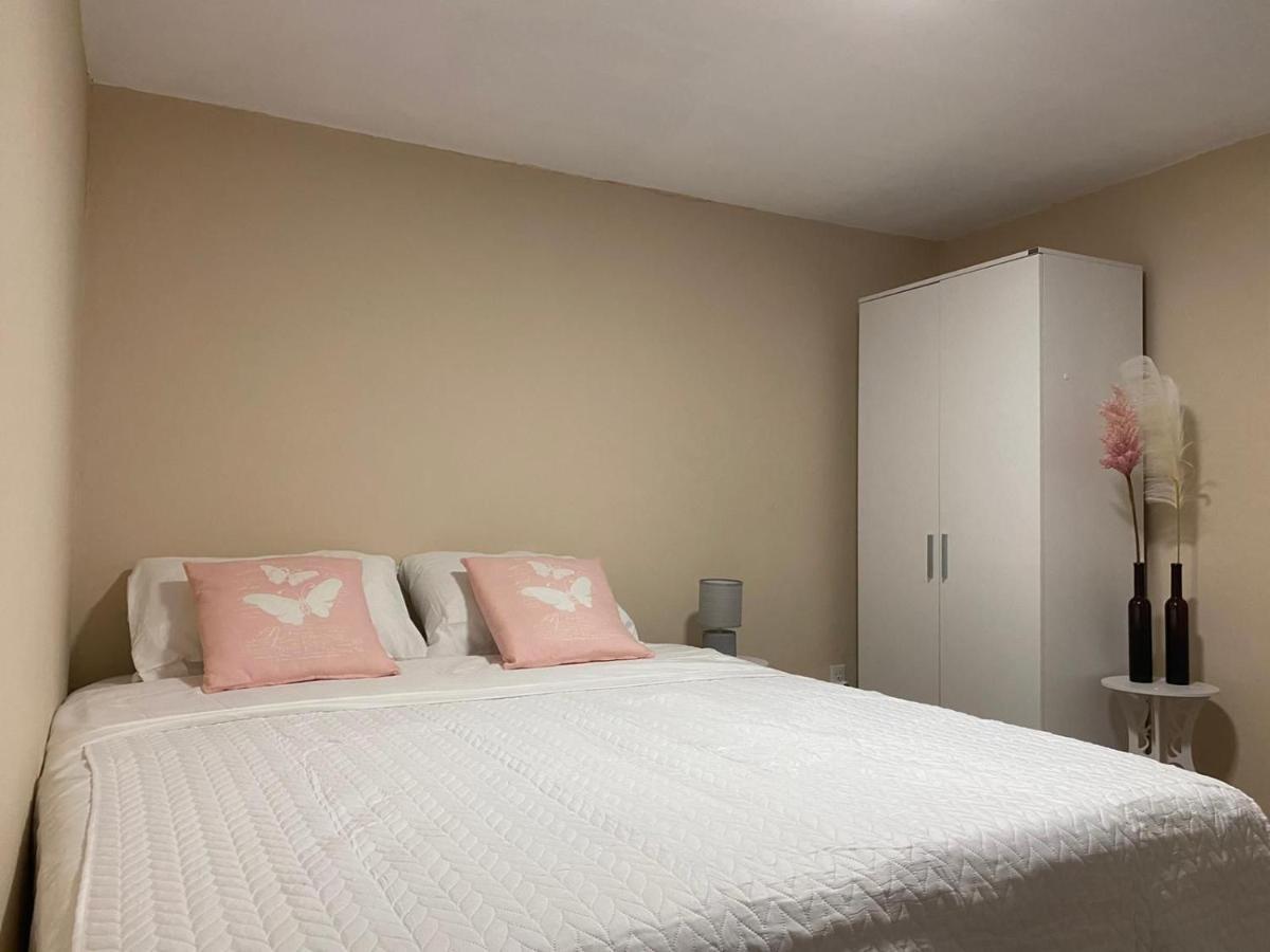 Place2Cu-Studio Apartment Willemstad Luaran gambar