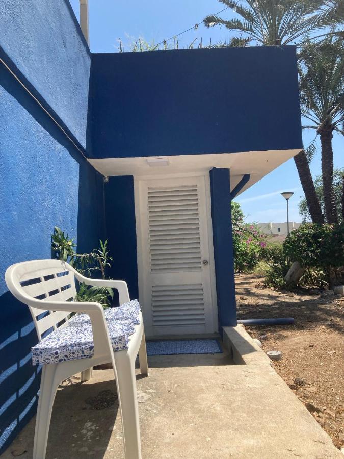 Place2Cu-Studio Apartment Willemstad Luaran gambar