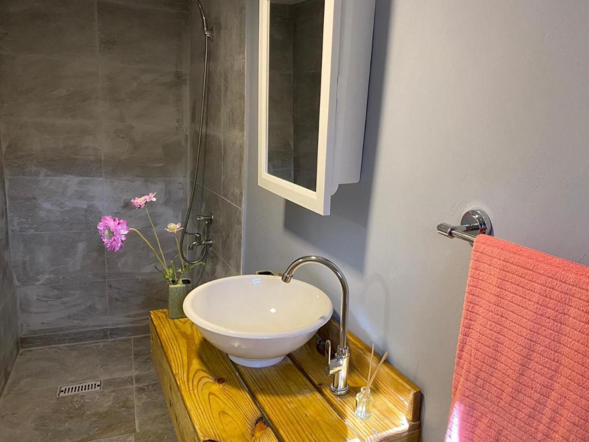Place2Cu-Studio Apartment Willemstad Luaran gambar