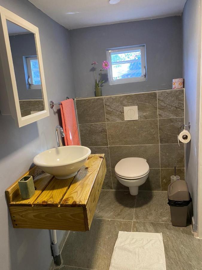 Place2Cu-Studio Apartment Willemstad Luaran gambar